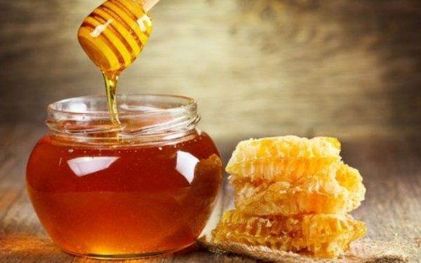 Cách trị thâm mụn hiệu quả từ mật ong