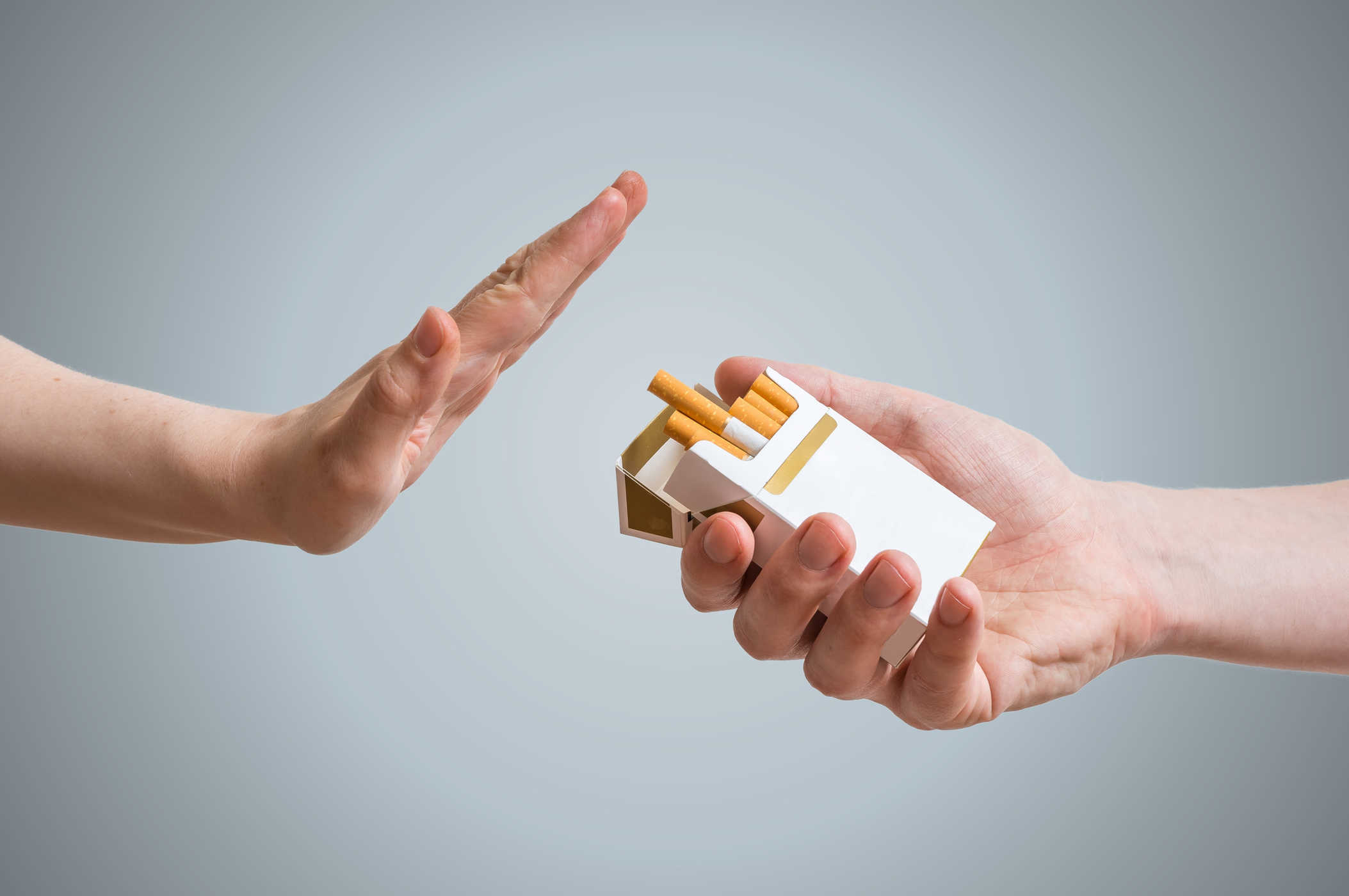 Bỏ thuốc lá giúp hỗ trợ điều trị rối laonj cương dương một cách hiệu quả. (Nguồn Internet)