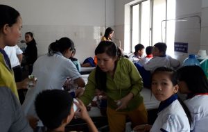 86 học sinh nhập viện có biểu hiện của ngộ độc thực phẩm (nguồn: mtg)