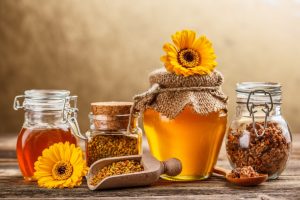Mật ong có thể giúp ngăn việc tăng cân và mật ong có thể kích hoạt các hormone ngăn chặn cảm giác thèm ăn 