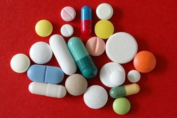 Sử dụng thuốc cần phải giảm liều hoặc kéo dài khoảng cách dùng thuốc với bệnh nhân suy gan