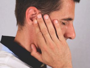 Ù tai gây ảnh hưởng tới sức khỏe người bệnh